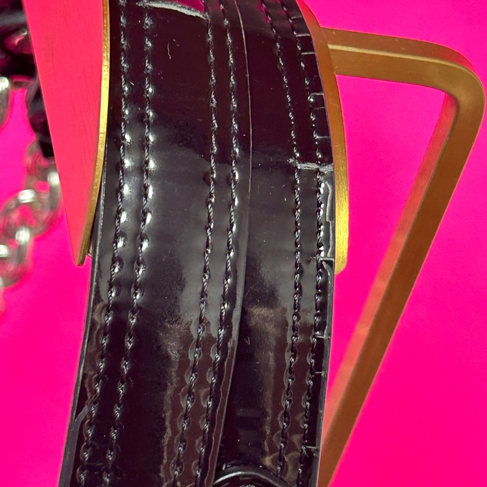 Coach Poppy Black Quilted Liquid Leather Bag w/Chain Straps Approx. 15 x 13.5 - Picture 13 of 17